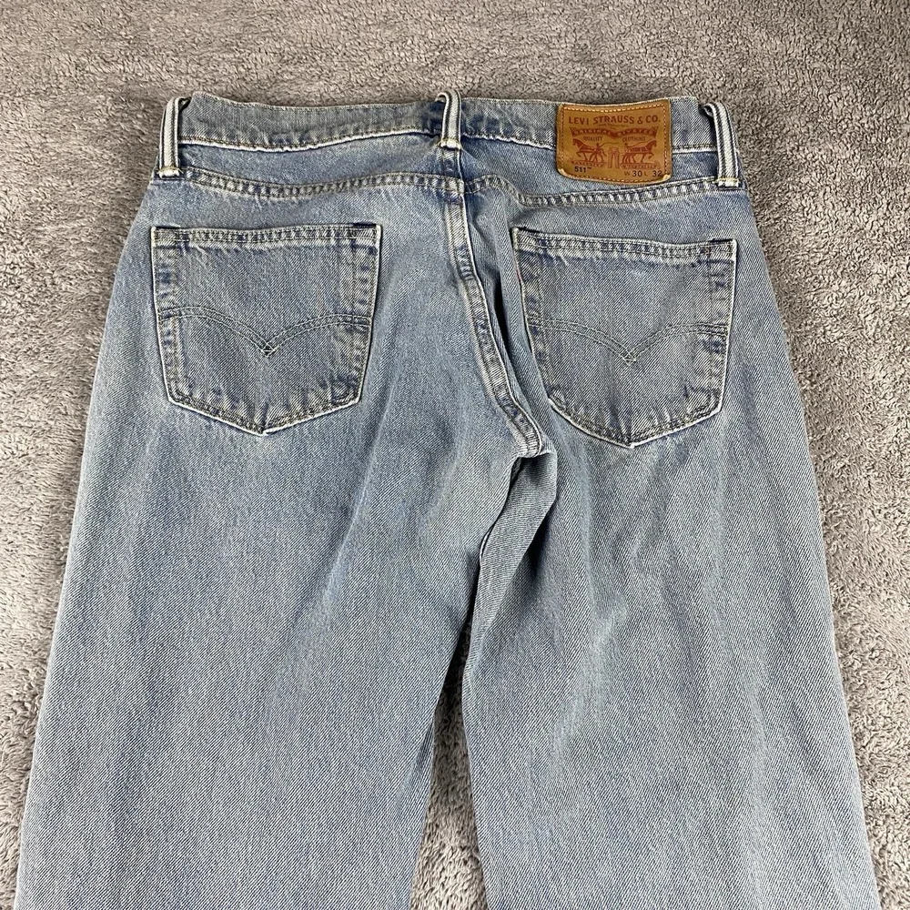 Levis 511 Slim Fit Jeans Mens 30x32 Blue Light‎ Wash Low Rise